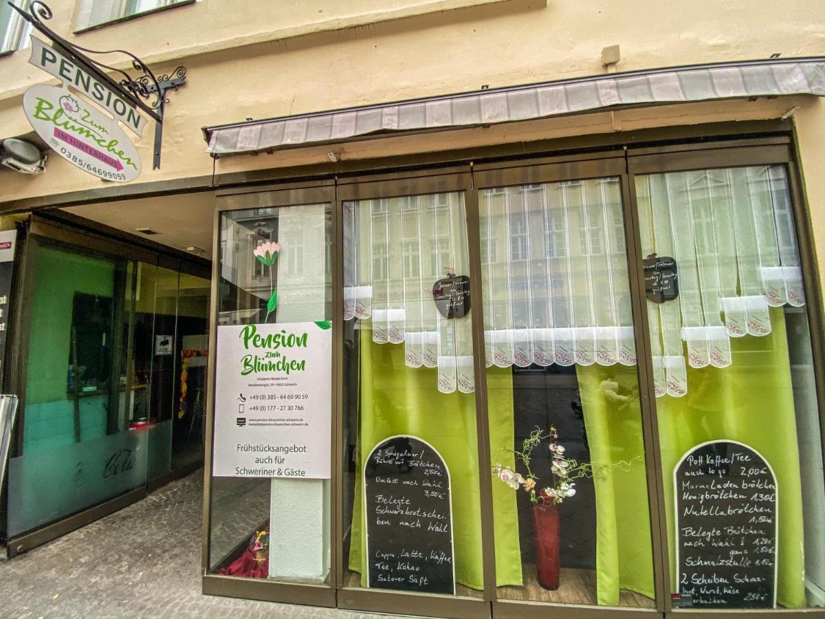 Pension Zum Blumchen Schwerin  Esterno foto